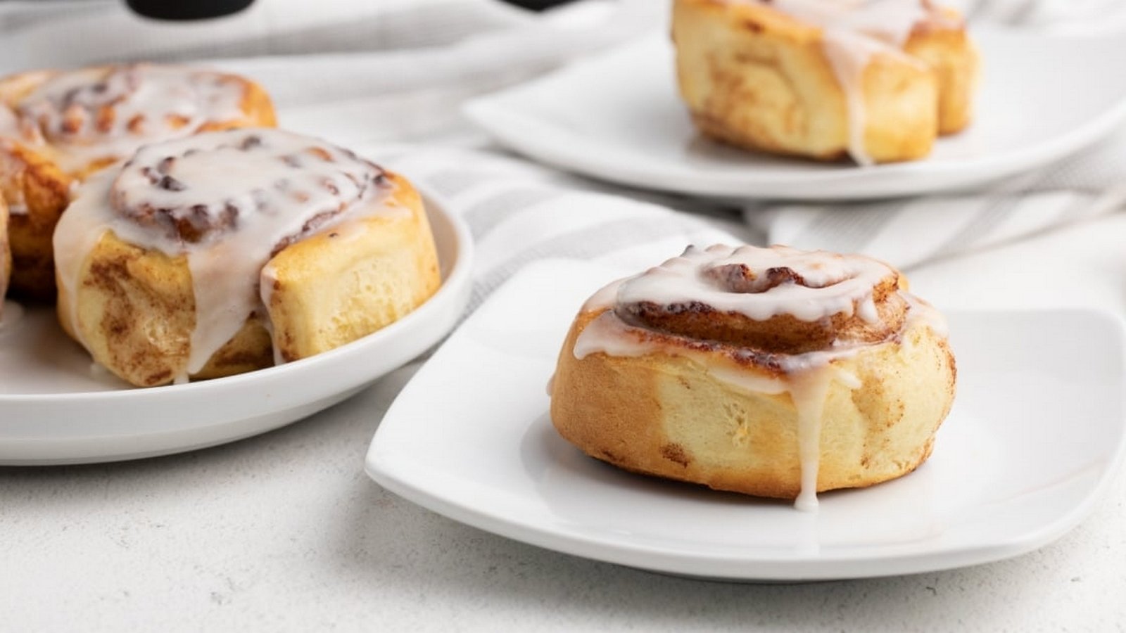 Air Fryer Cinnamon Rolls Air Fryer Cinnamon Rolls