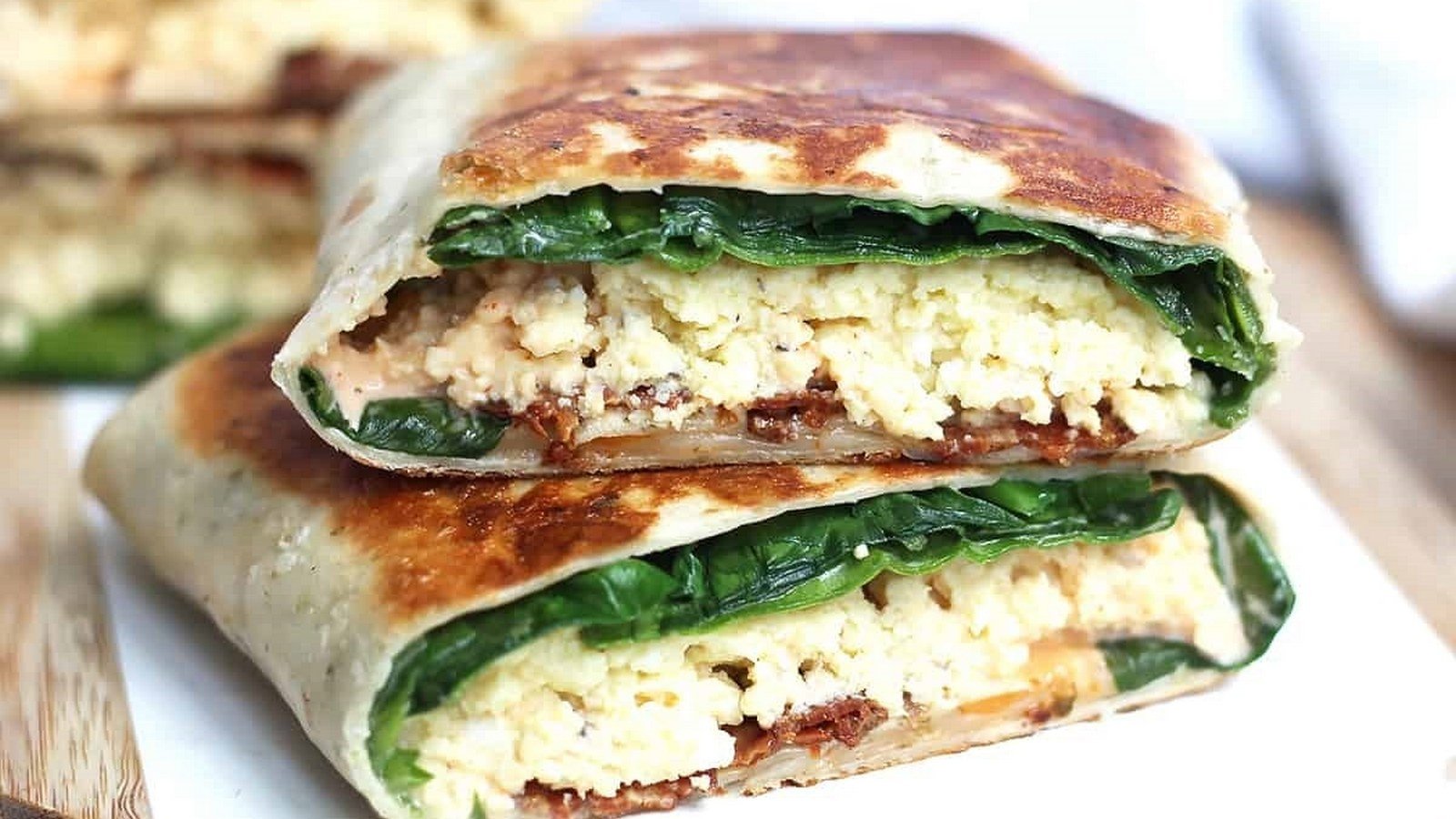 Bacon Spinach And Egg Tortilla Wraps Bacon Spinach And Egg Tortilla Wraps