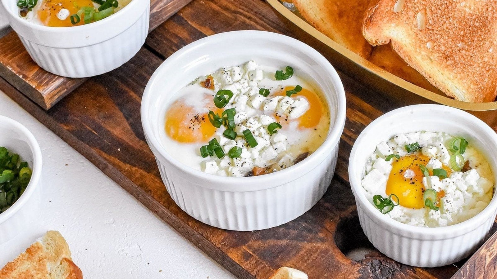 Baked Eggs En Cocotte With Prosciutto And Mushrooms Baked Eggs En Cocotte With Prosciutto And Mushrooms