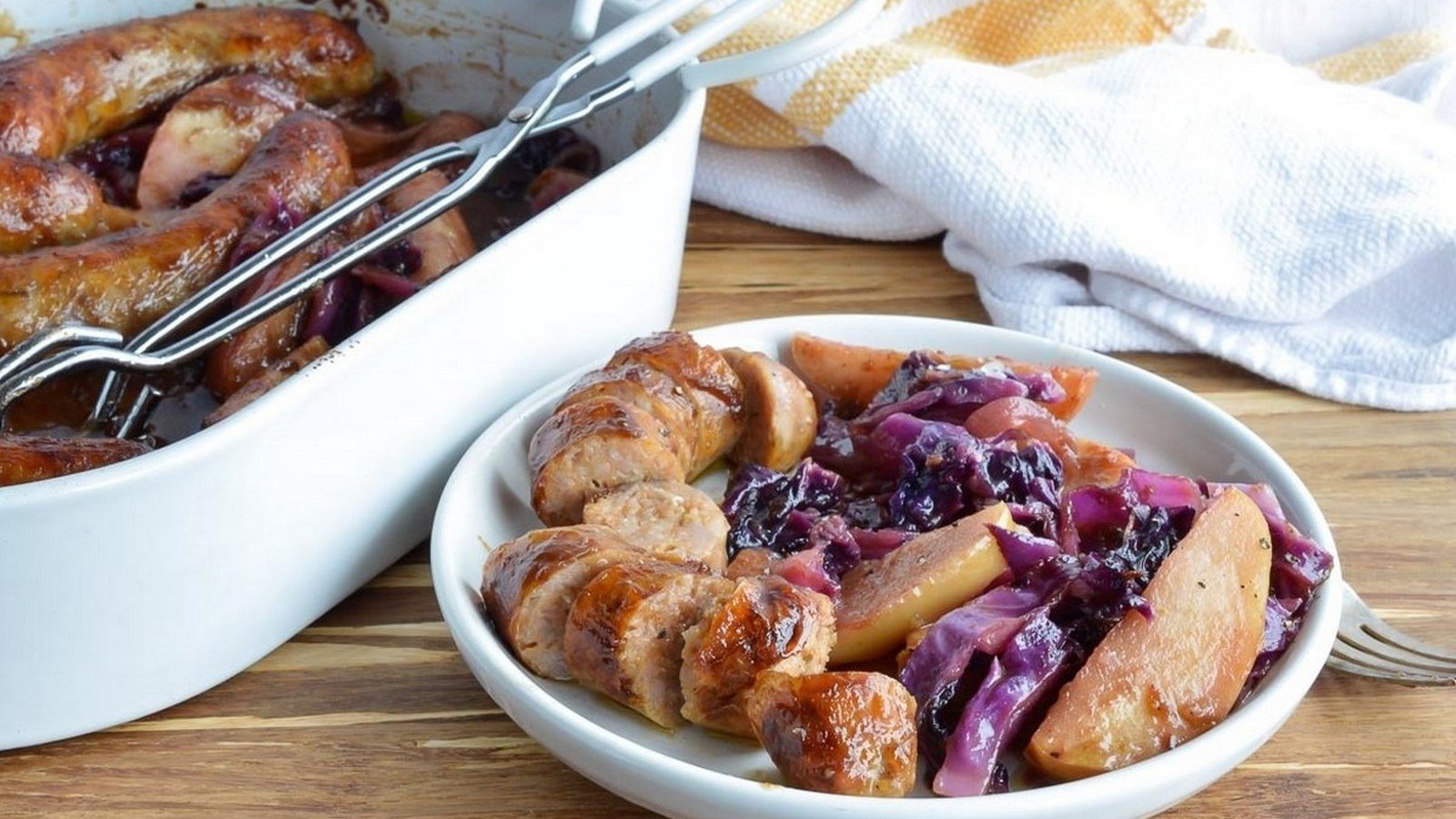 Baked Sausage With Apples And Cabbage Baked Sausage With Apples And Cabbage