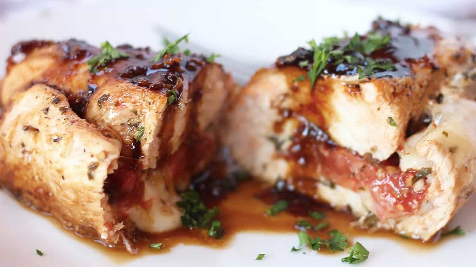 Caprese Stuffed Chicken Caprese Stuffed Chicken