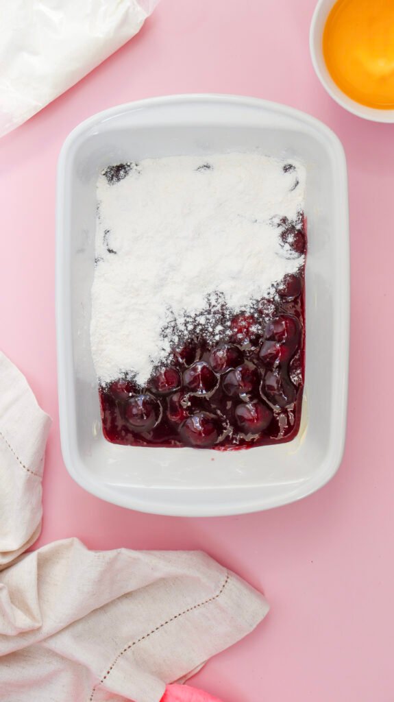 covering pie filling with cake mix